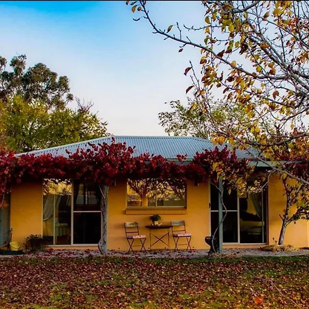 Rosby Guesthouse And Studio Eurunderee Exterior photo