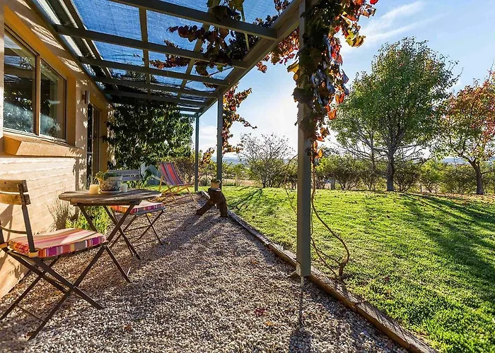 Rosby Guesthouse And Studio